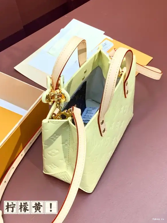 VUITTON PM Reade LOUIS 0627
